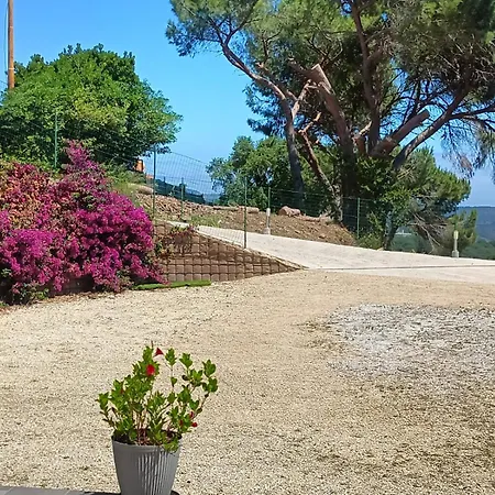 Casale Gabriella Ergonomico E Spazioso كابوليفيري